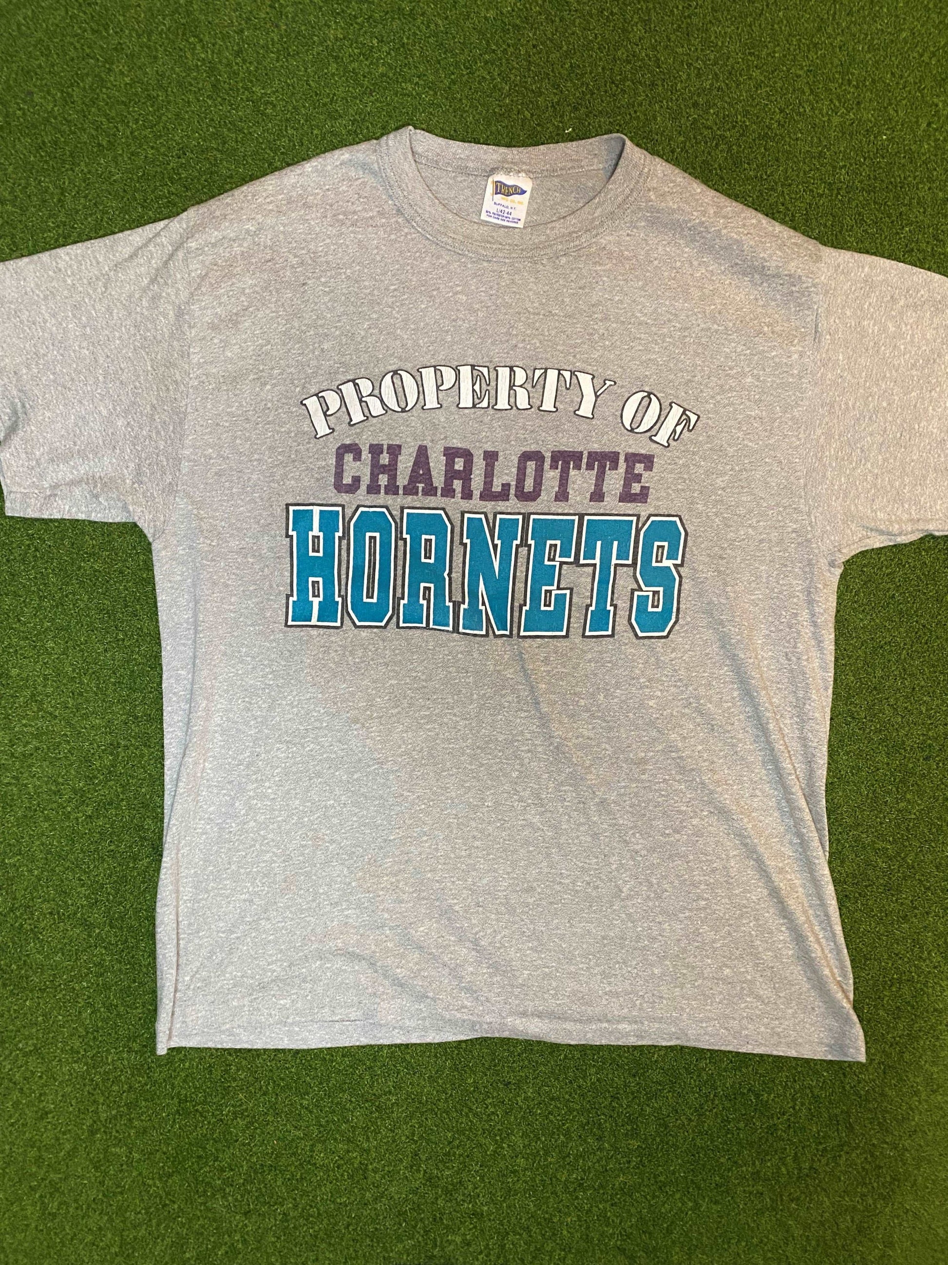 90s Charlotte Hornets - Vintage NBA Tee Shirt (Large)