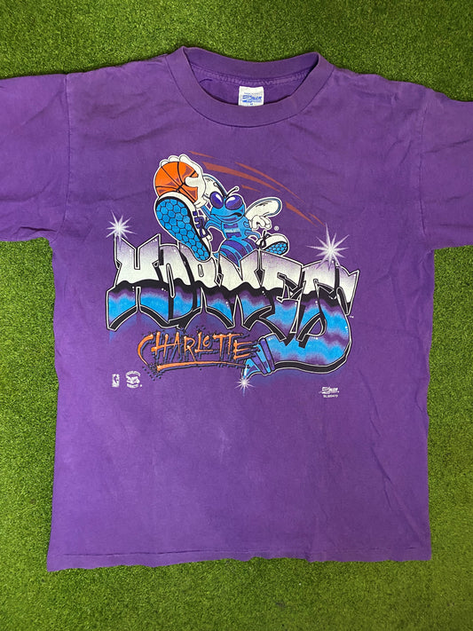 90s Charlotte Hornets - Graffiti - Vintage NBA T-Shirt (Medium) Gametime Vintage