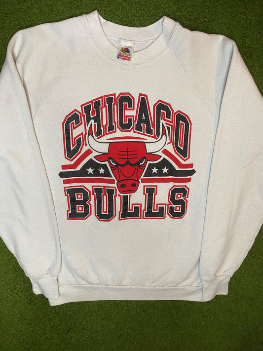 90s Chicago Bulls - Vintage NBA Sweatshirt (Large) Gametime Vintage