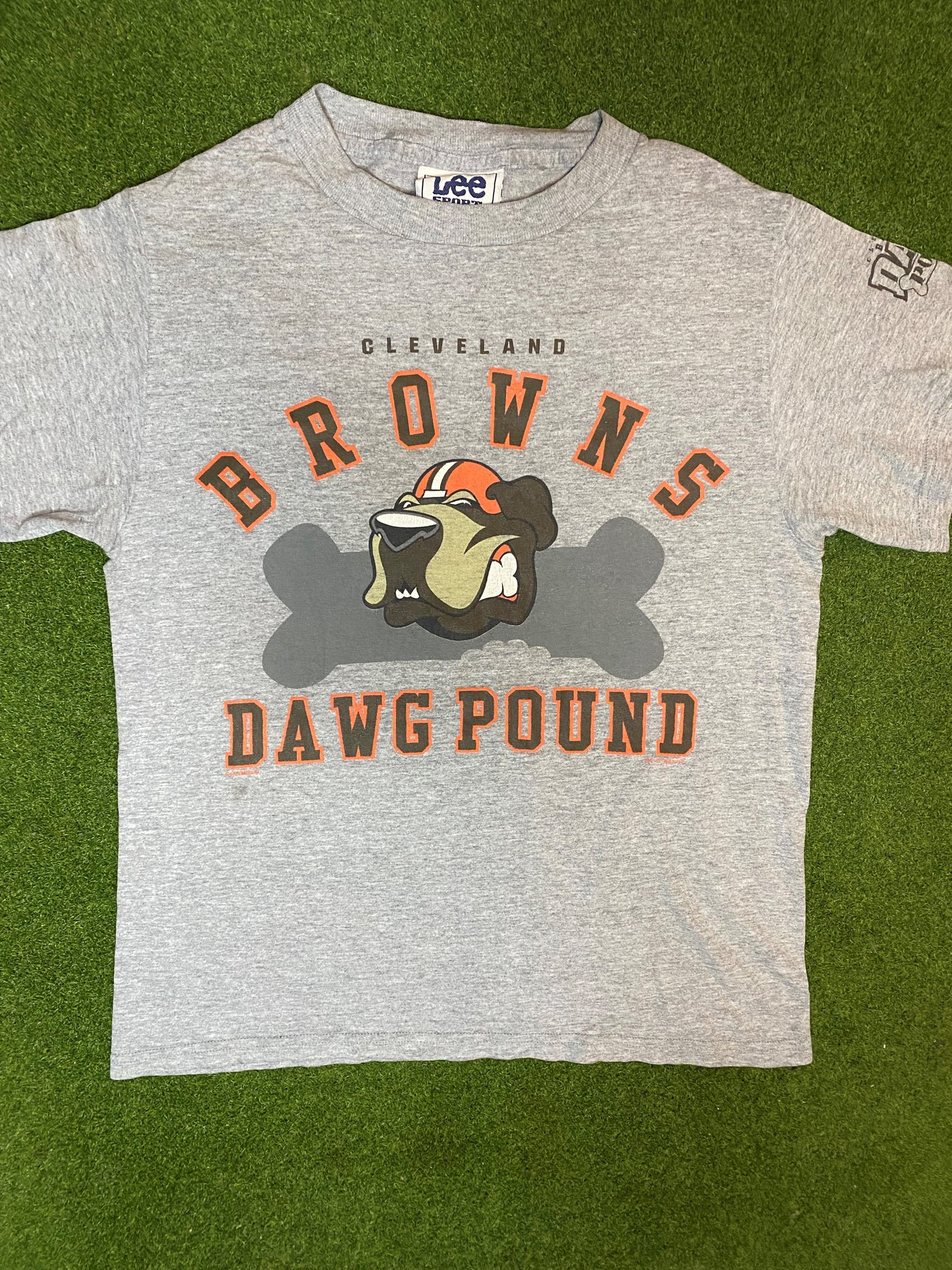 90s Cleveland Browns - Dawg Pound - Vintage NFL T-Shirt (Medium) Gametime Vintage