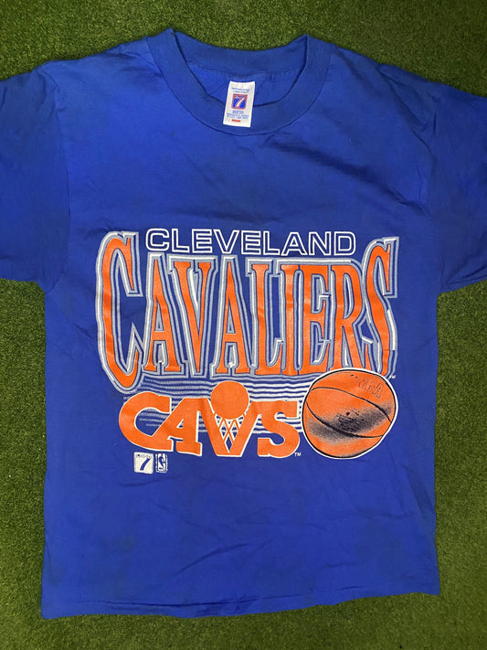 90s Cleveland Cavaliers - Vintage NBA T Shirt (Medium) Gametime Vintage