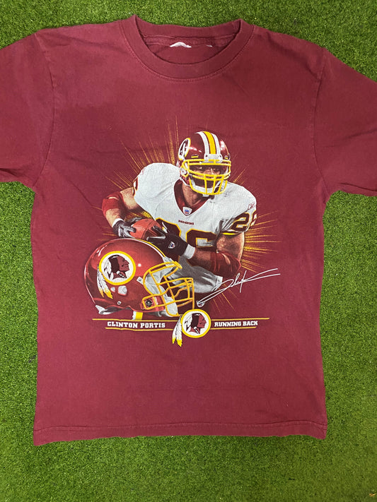 00s Washington Redskins - Clinton Portis - Vintage NFL Player T-Shirt (Small) Gametime Vintage