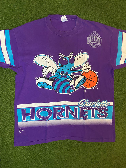 90s Charlotte Hornets - Print All Over - Vintage NBA T-Shirt (XL)