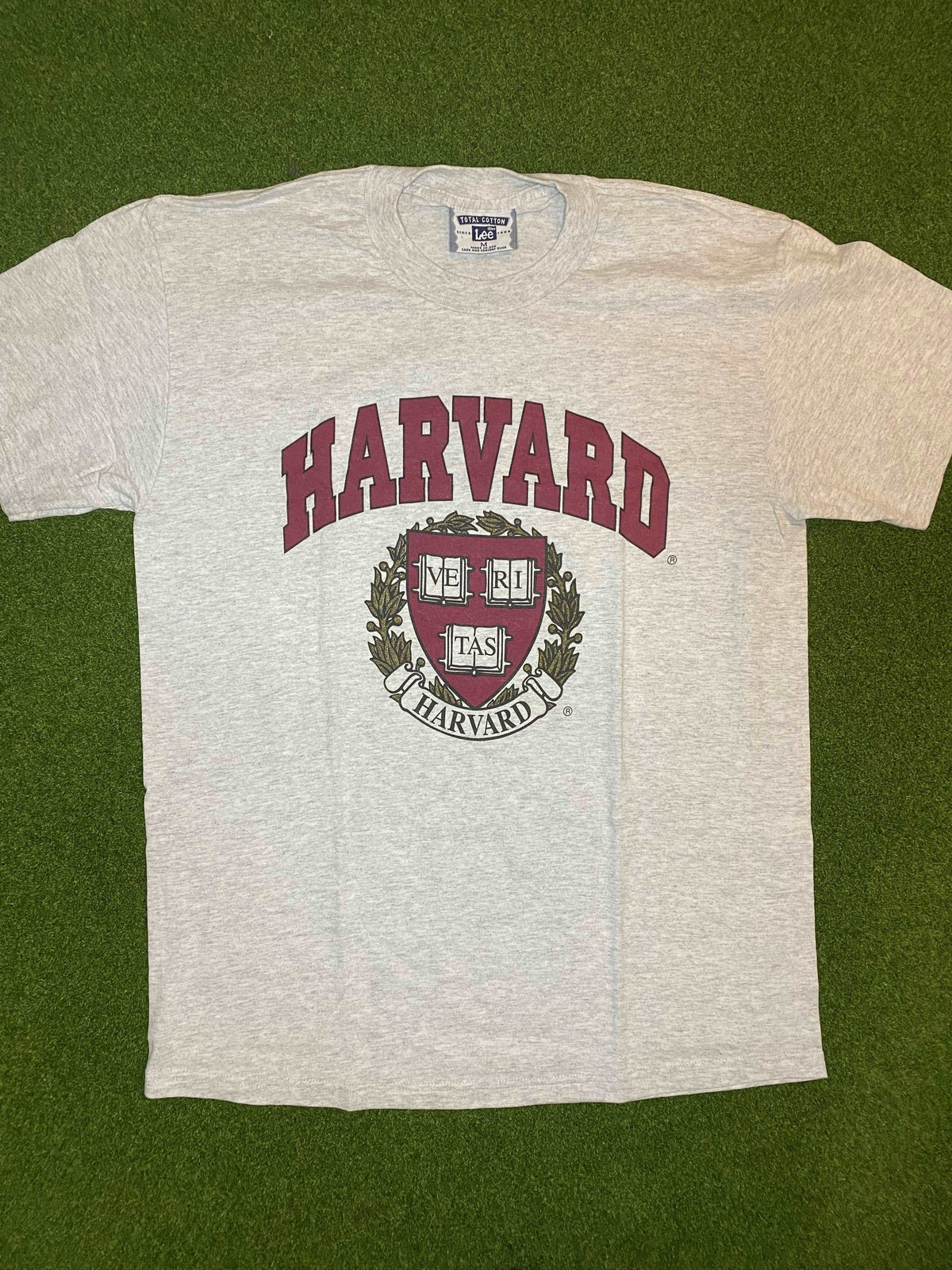 90s Harvard Crimson - Vintage Ivey League Tee Shirt (Medium)