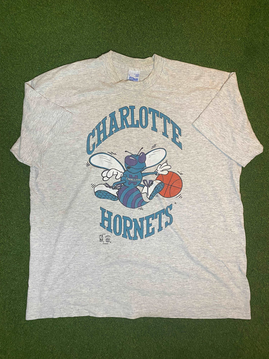 90s Charlotte Hornets - Big Logo - Vintage NBA Tee Shirt (XL)