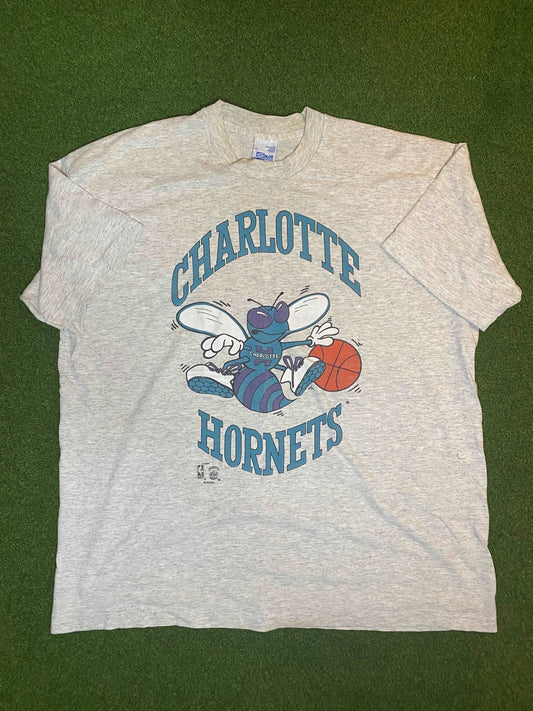 90s Charlotte Hornets - Big Logo - Vintage NBA Tee Shirt (XL) Gametime Vintage