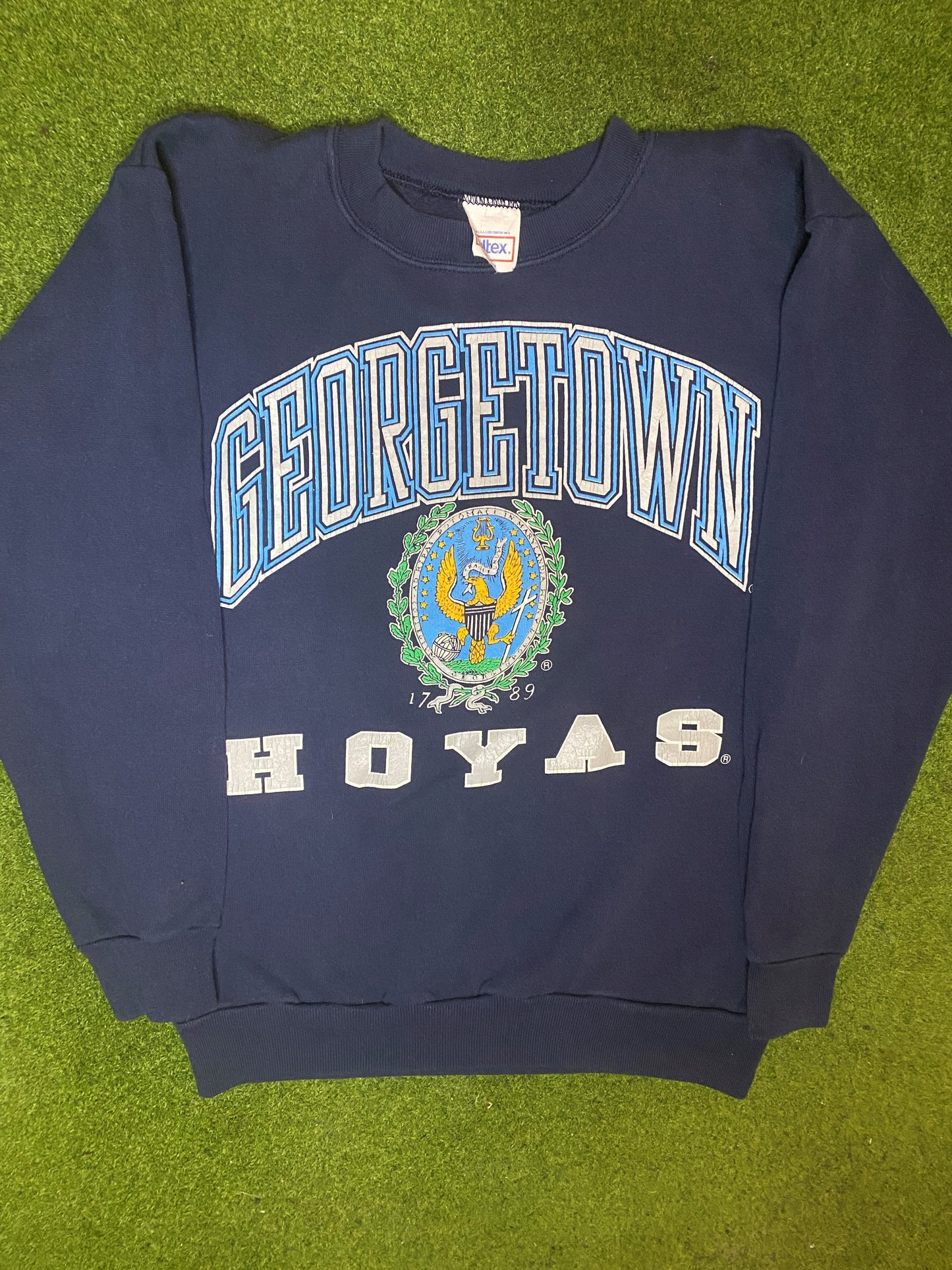 90s Georgetown Hoyas - Vintage College Sweatshirt (Medium)