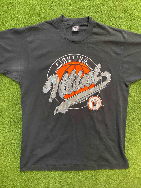 90s Illinois Fighting Illini - Vintage College Basketball T-Shirt (XL) - Gametime Vintage