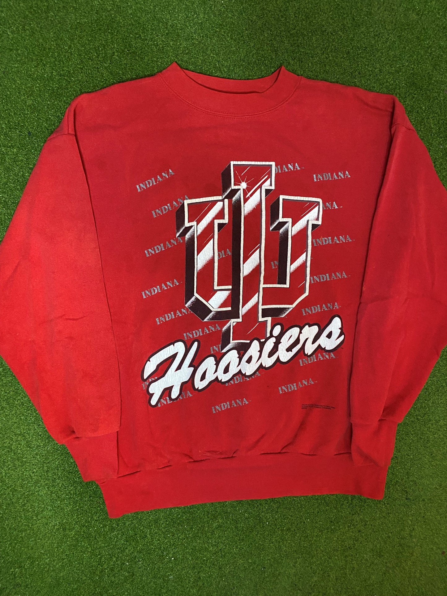 90s Indiana Hoosiers - Print All Over - Vintage College Crewneck Sweatshirt (XL)