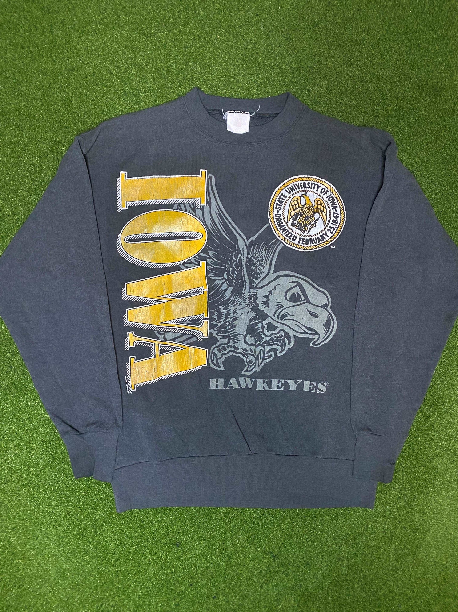 80s Iowa Hawkeyes - Big Log - Vintage College Crewneck (Large)