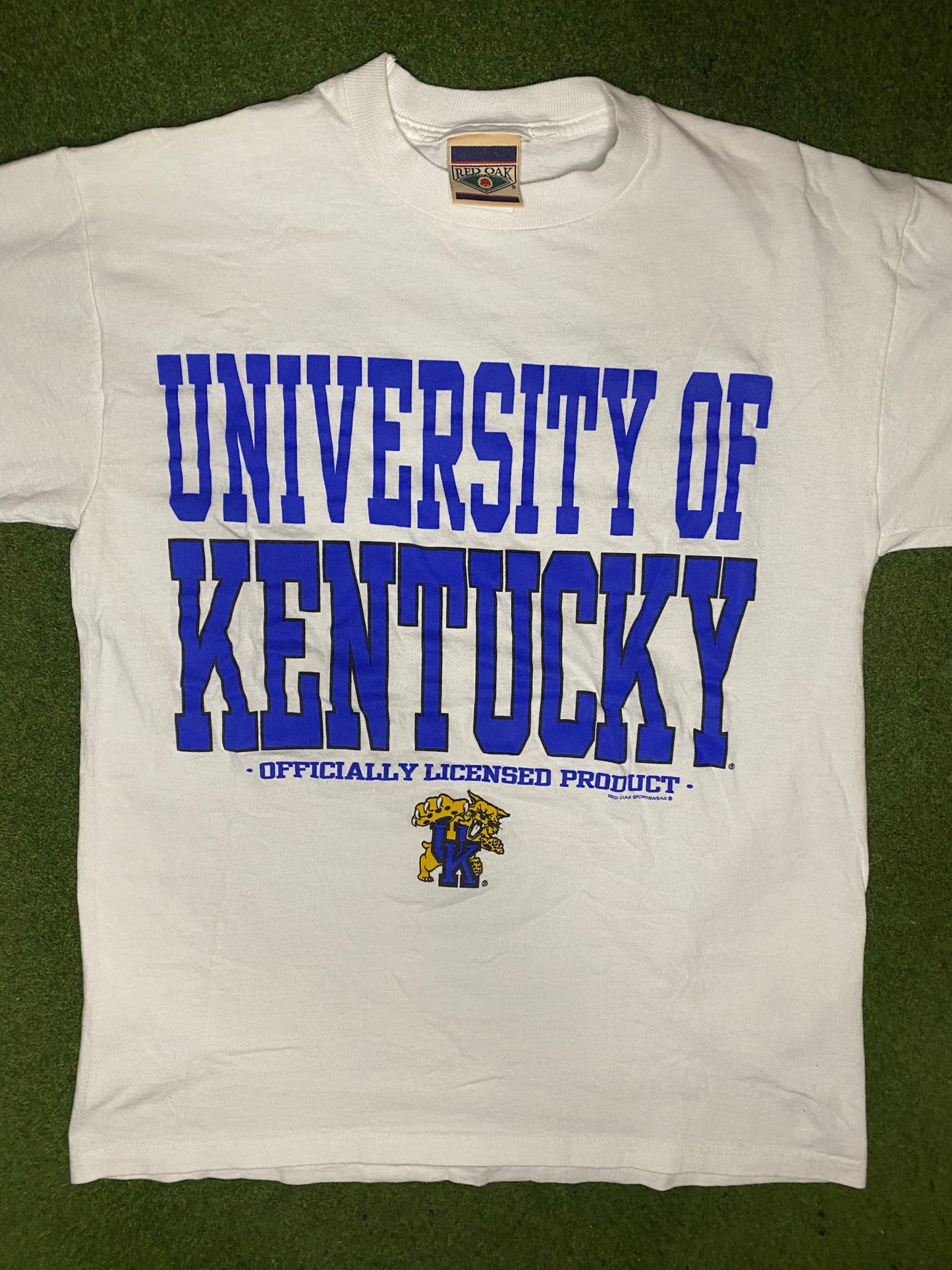 90s Kentucky Wildcats - Vintage College T Shirt (Medium) - Gametime Vintage