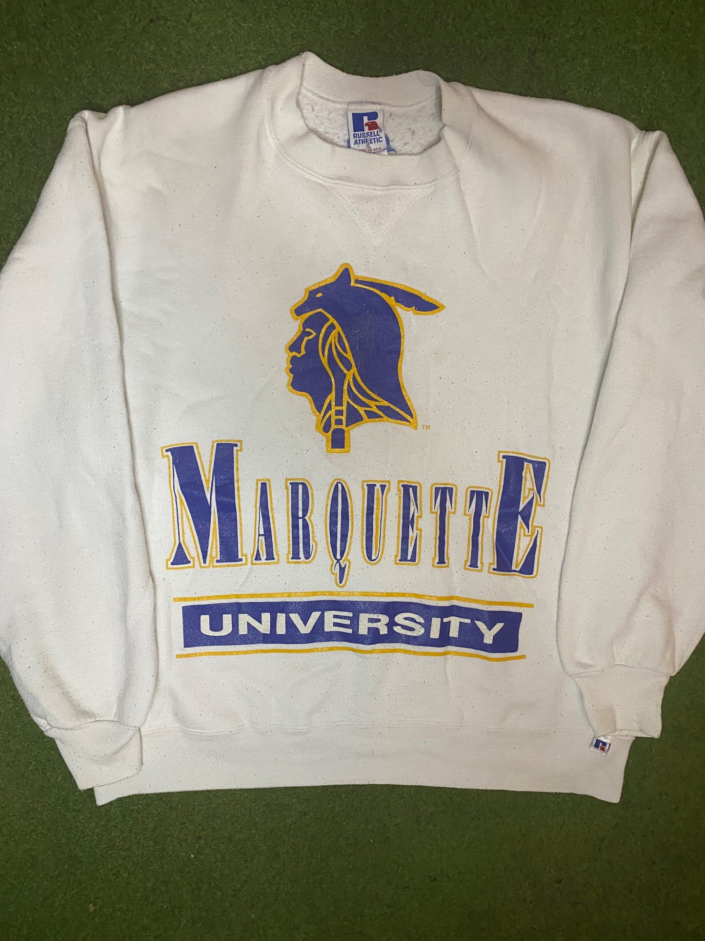 90s Marquette Golden Eagles - Vintage College Sweatshirt (Large)