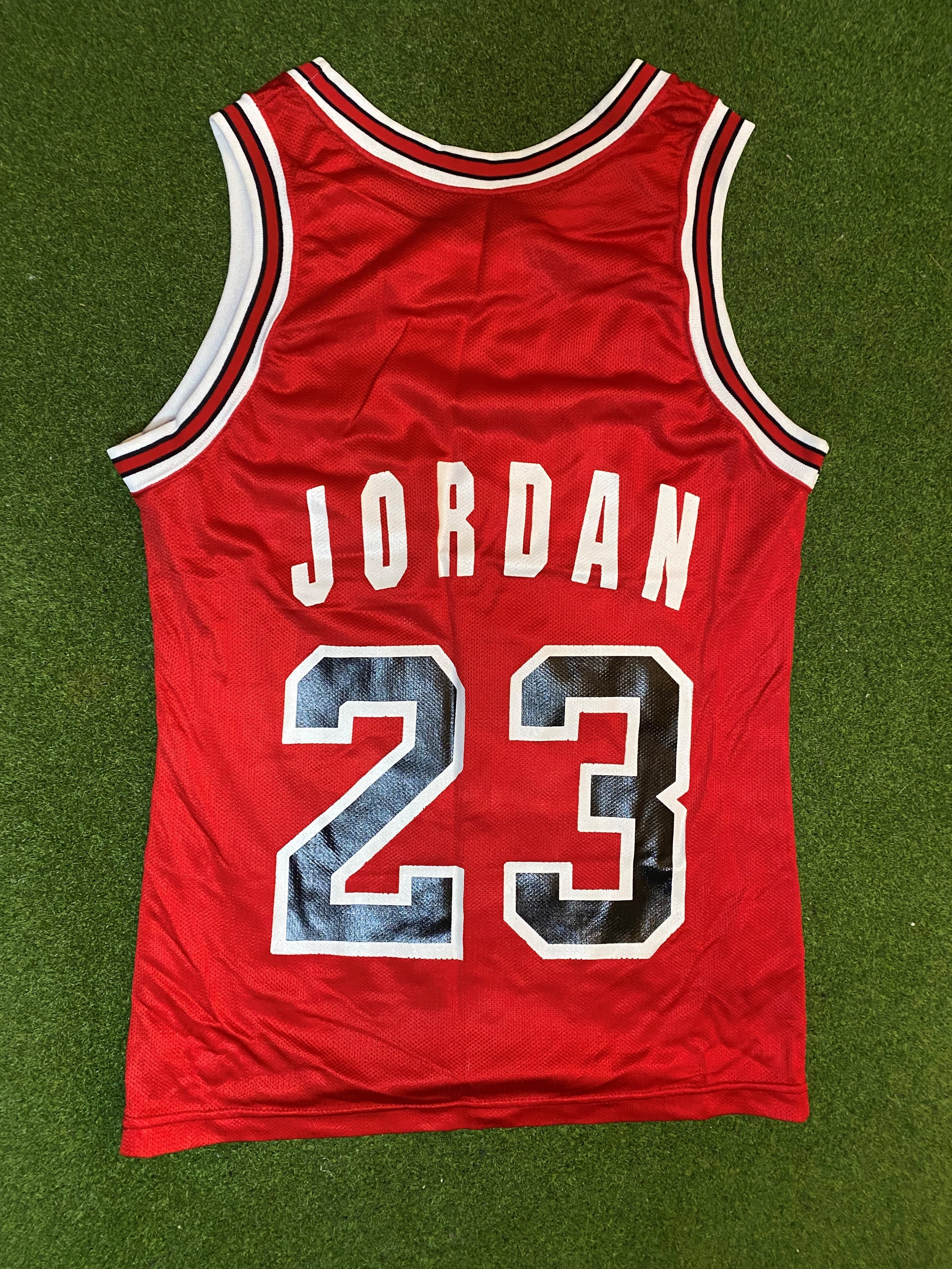 NBA Chicago Bulls Michael on sale Jordan Champion Vintage Red Jersey