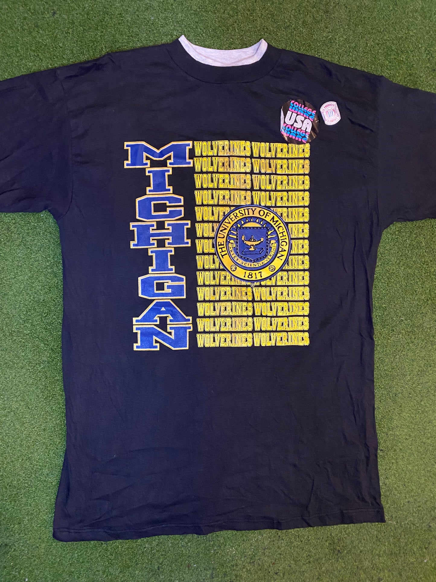 90s Michigan Wolverines - NWT - Vintage University T-Shirt (XL) Gametime Vintage