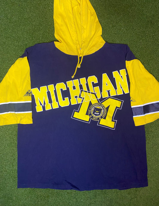 90s Michigan Wolverines - Vintage College Hoodie (Large)