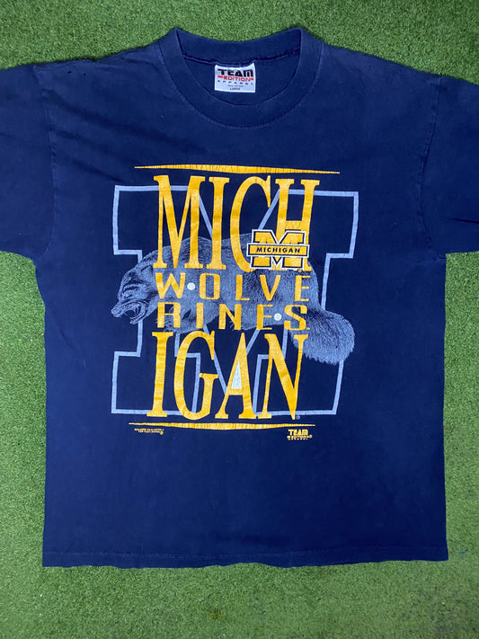 90s Michigan Wolverines - Vintage College T-Shirt (Large) Gametime Vintage