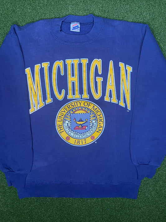 90s Michigan Wolverines - Vintage University Sweatshirt (Medium)