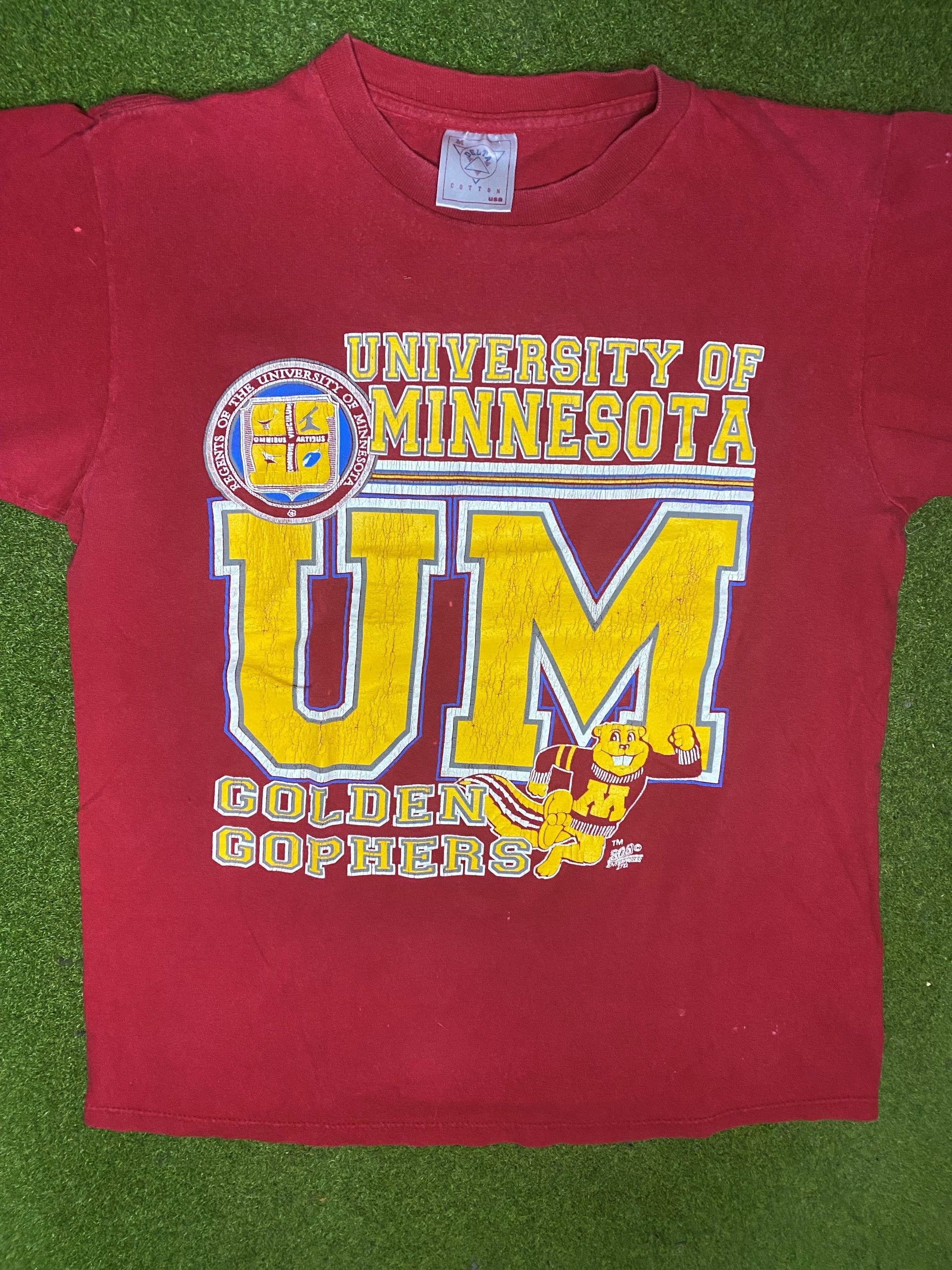90s Minnesota Golden Gophers - Vintage College T-Shirt (Medium) - Gametime Vintage