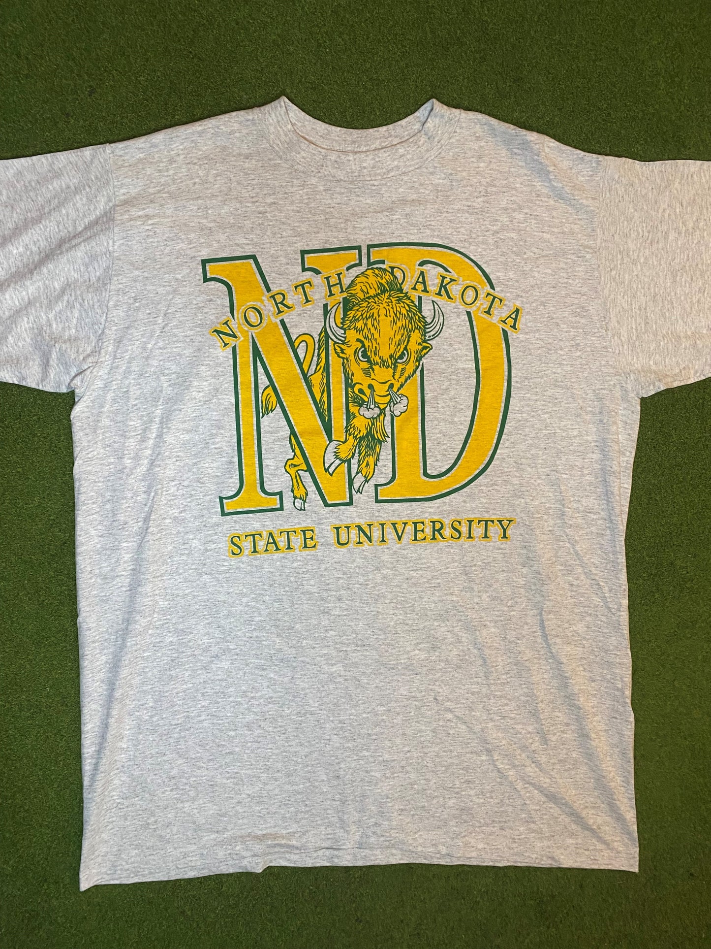 90s North Dakota State Bison - Vintage College T-Shirt (XL) Gametime Vintage