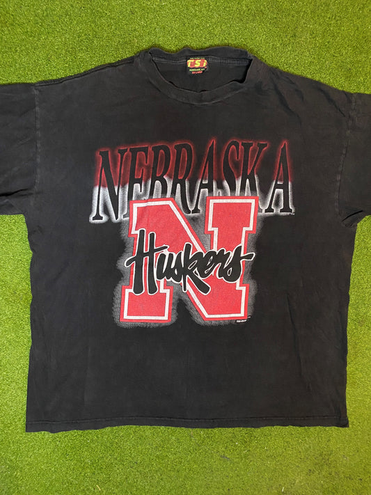 90s Nebraska Cornhuskers - Vintage College T-Shirt (2XL) Gametime Vintage