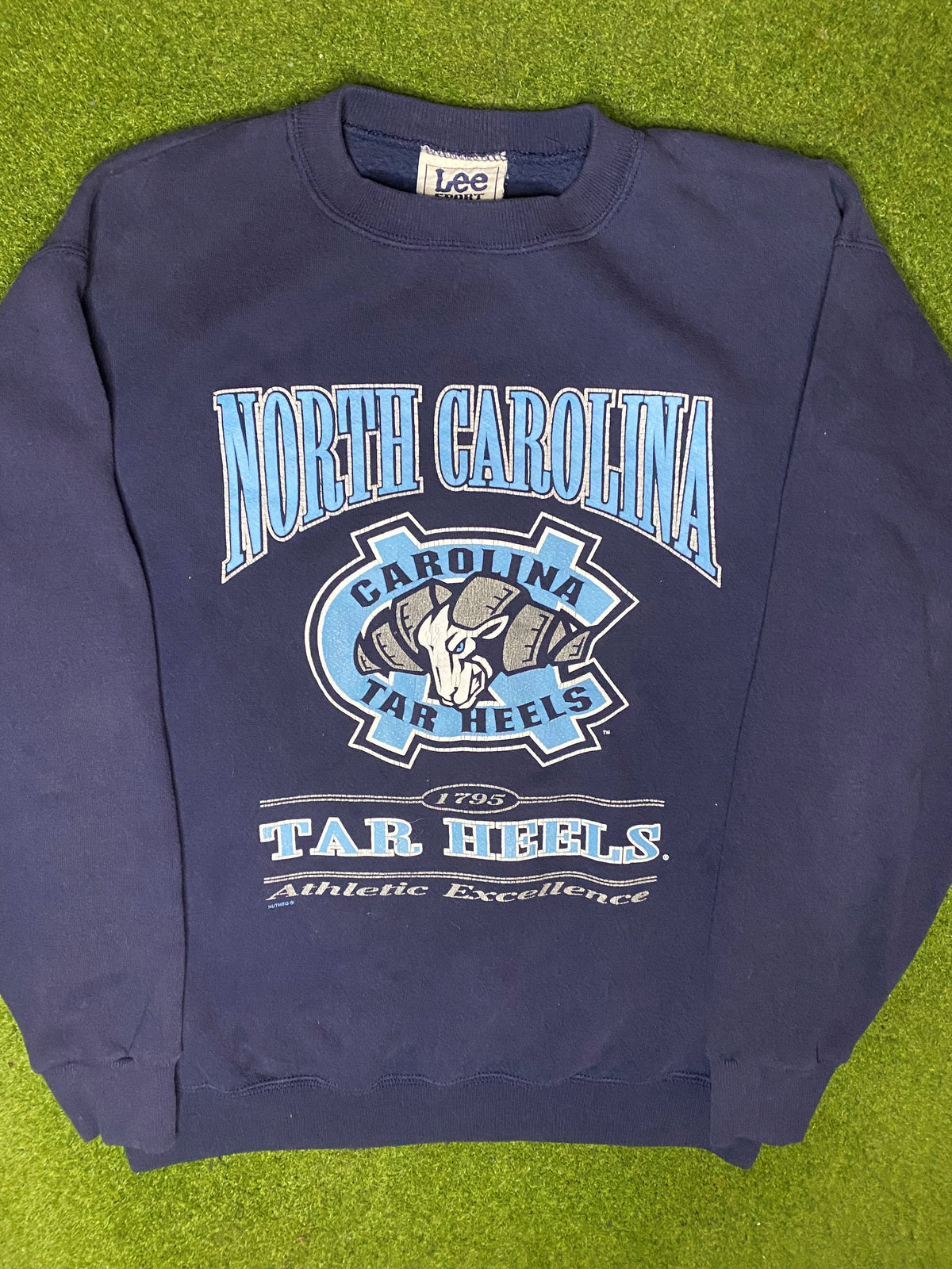 90s North Carolina Tar Heels - Vintage College Sweatshirt (XL) - Gametime Vintage
