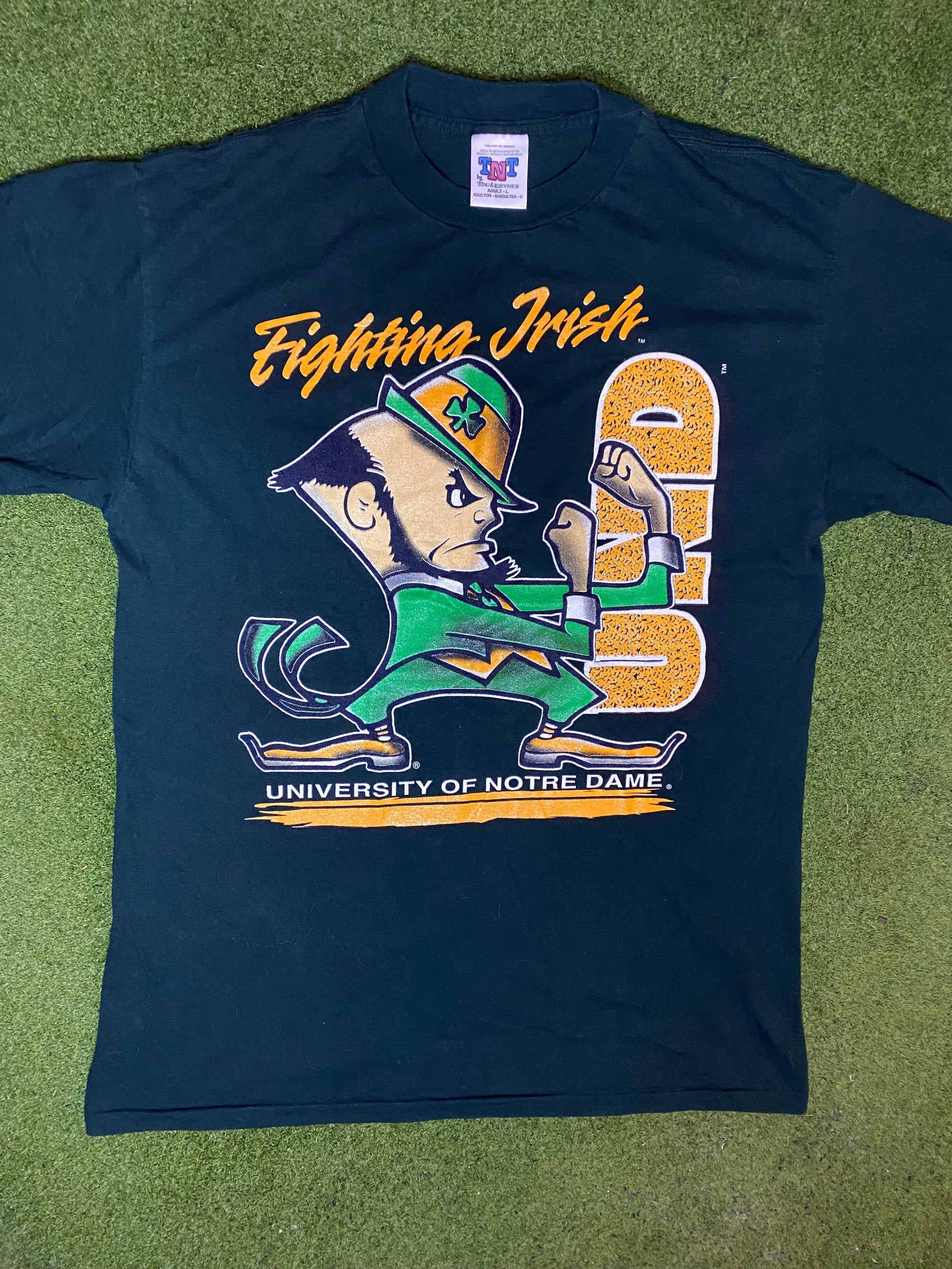 90s Notre Dame Fighting Irish - Vintage College T-Shirt (Large) 