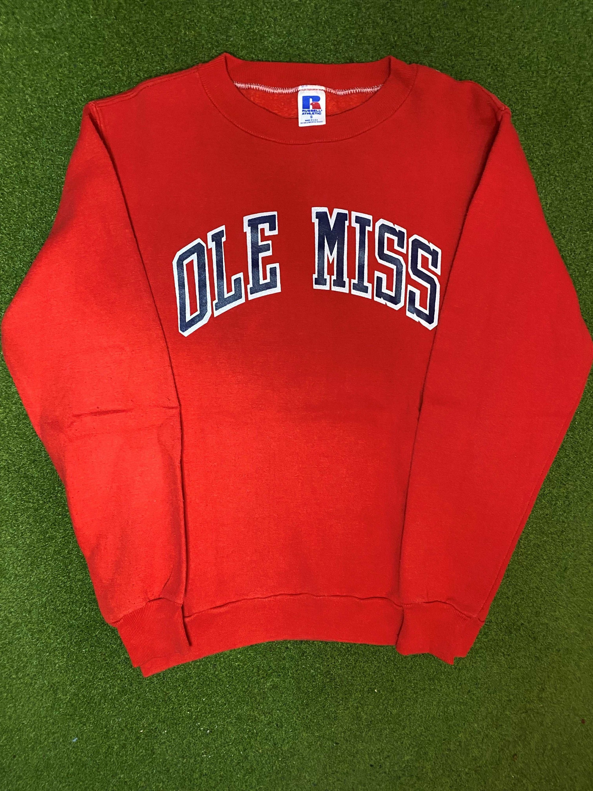 90s Ole Miss Rebels - Vintage College Crewneck Sweatshirt (Small)