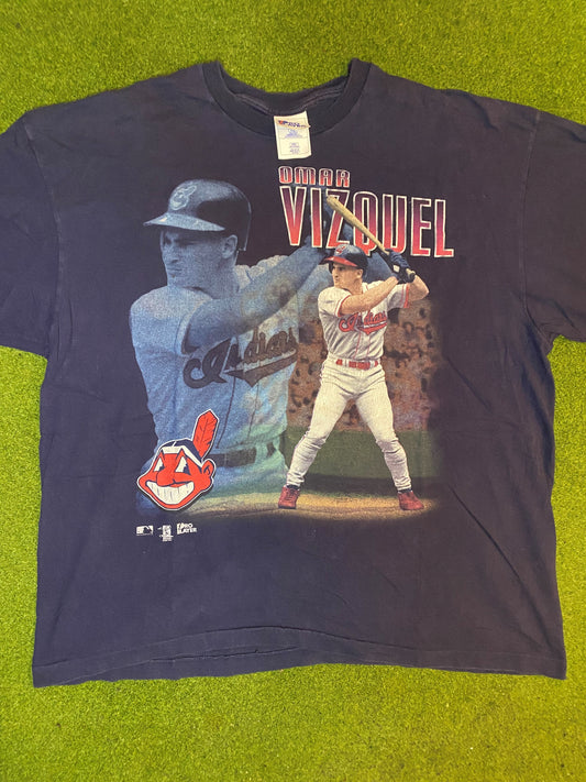 90s Cleveland Indians - Omar Vizquel - Vintage MLB Player T-Shirt (2XL)