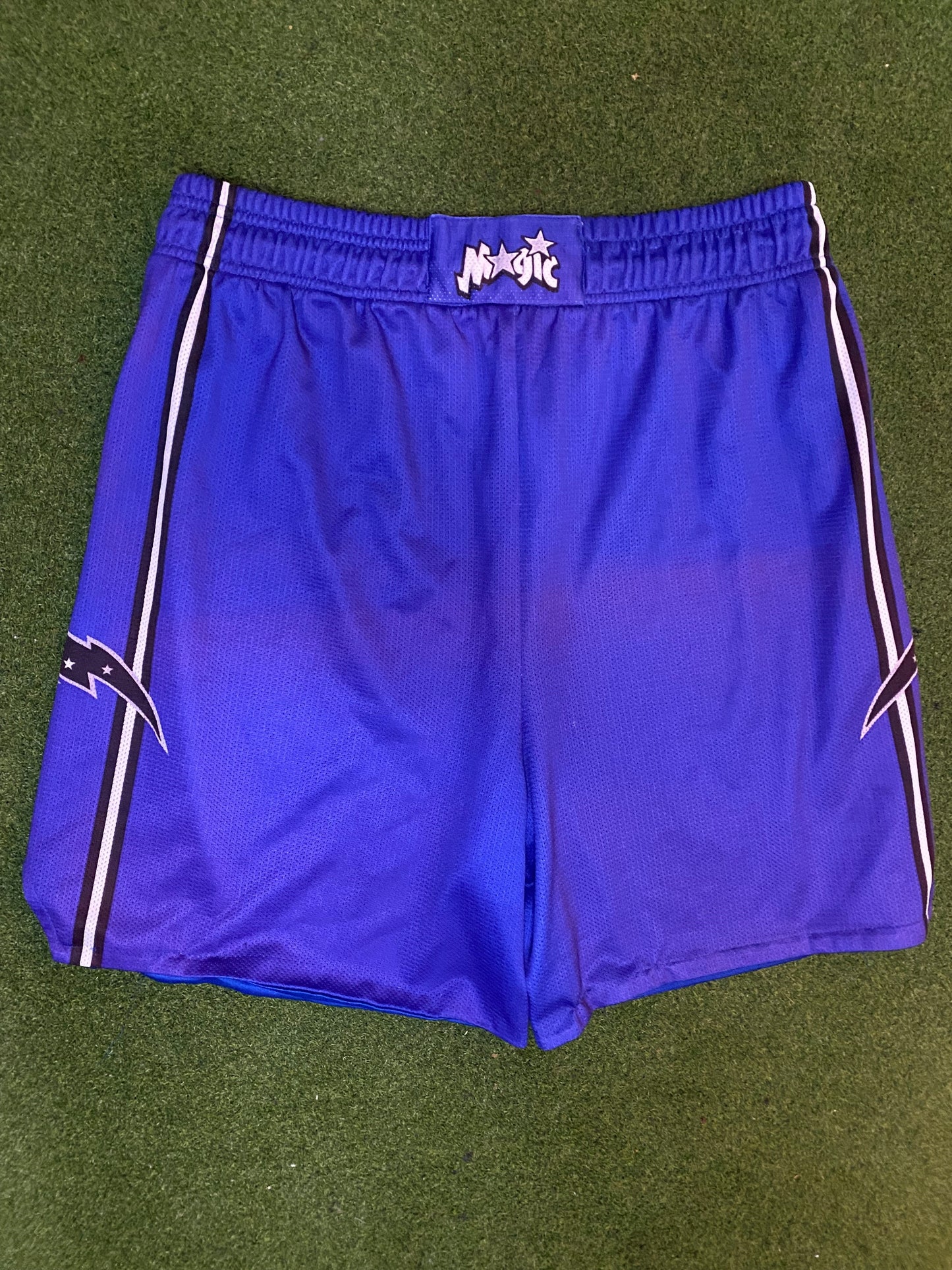 90s Orlando Magic - Champion - Vintage NBA Shorts (Large) 