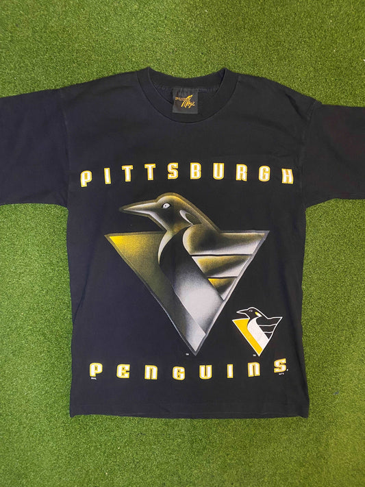 90s Pittsburgh Penguins - Big Logo - Vintage NHL Tee Shirt (Medium) Gametime Vintage