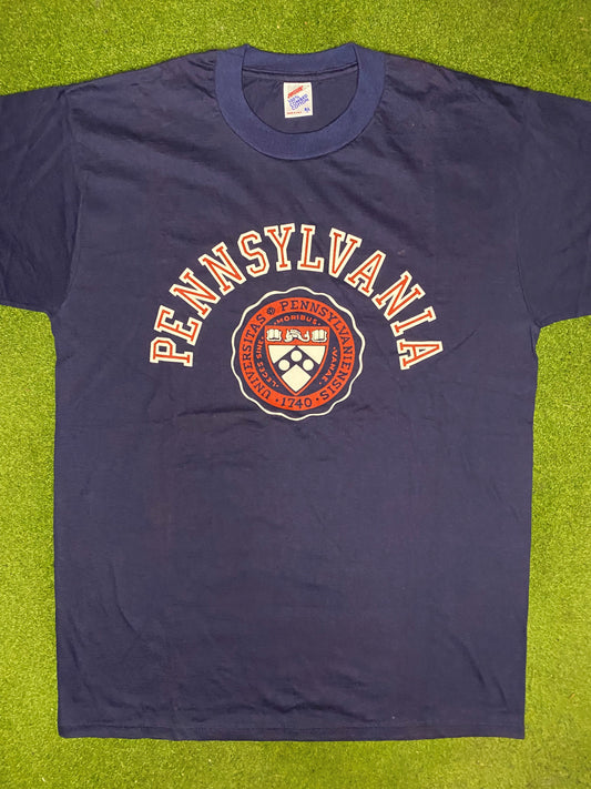 90s Penn Quakers - Vintage Ivy League T-Shirt (XL) Gametime Vintage