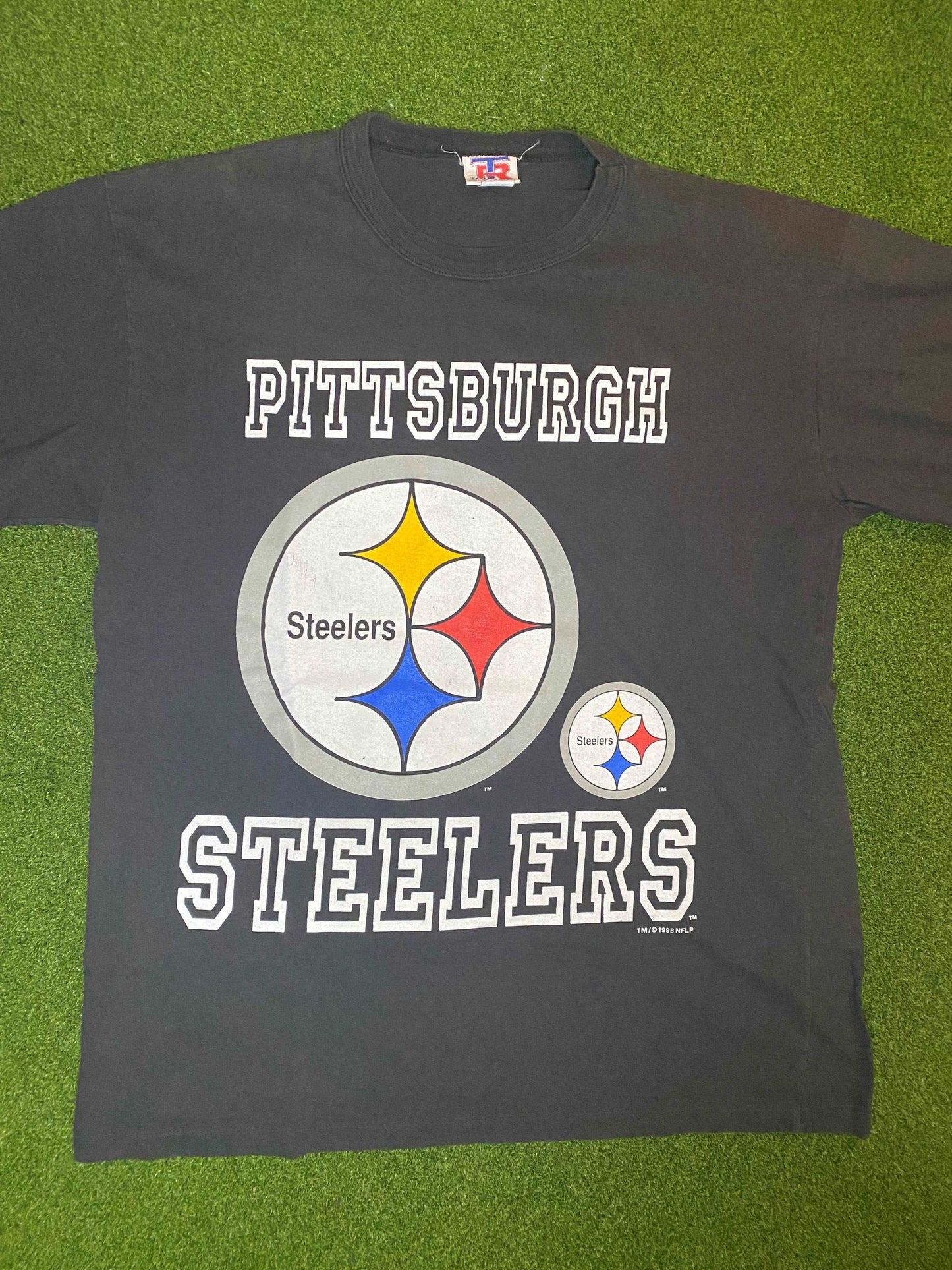 1996 Pittsburgh Steelers - Big Logo - Vintage NFL Tee Shirt (Large) Gametime Vintage