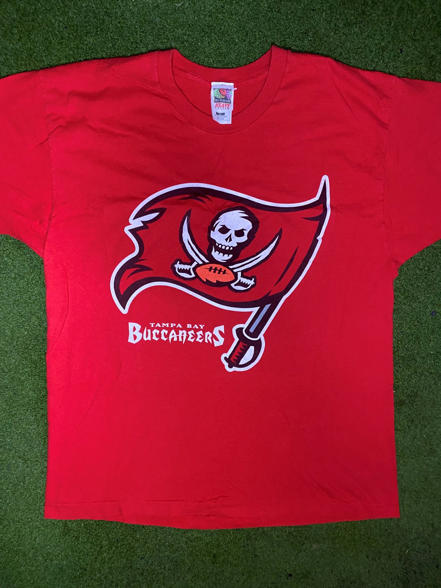 90s Tampa Bay Buccaneers - Vintage NFL T-Shirt (Large) Gametime Vintage