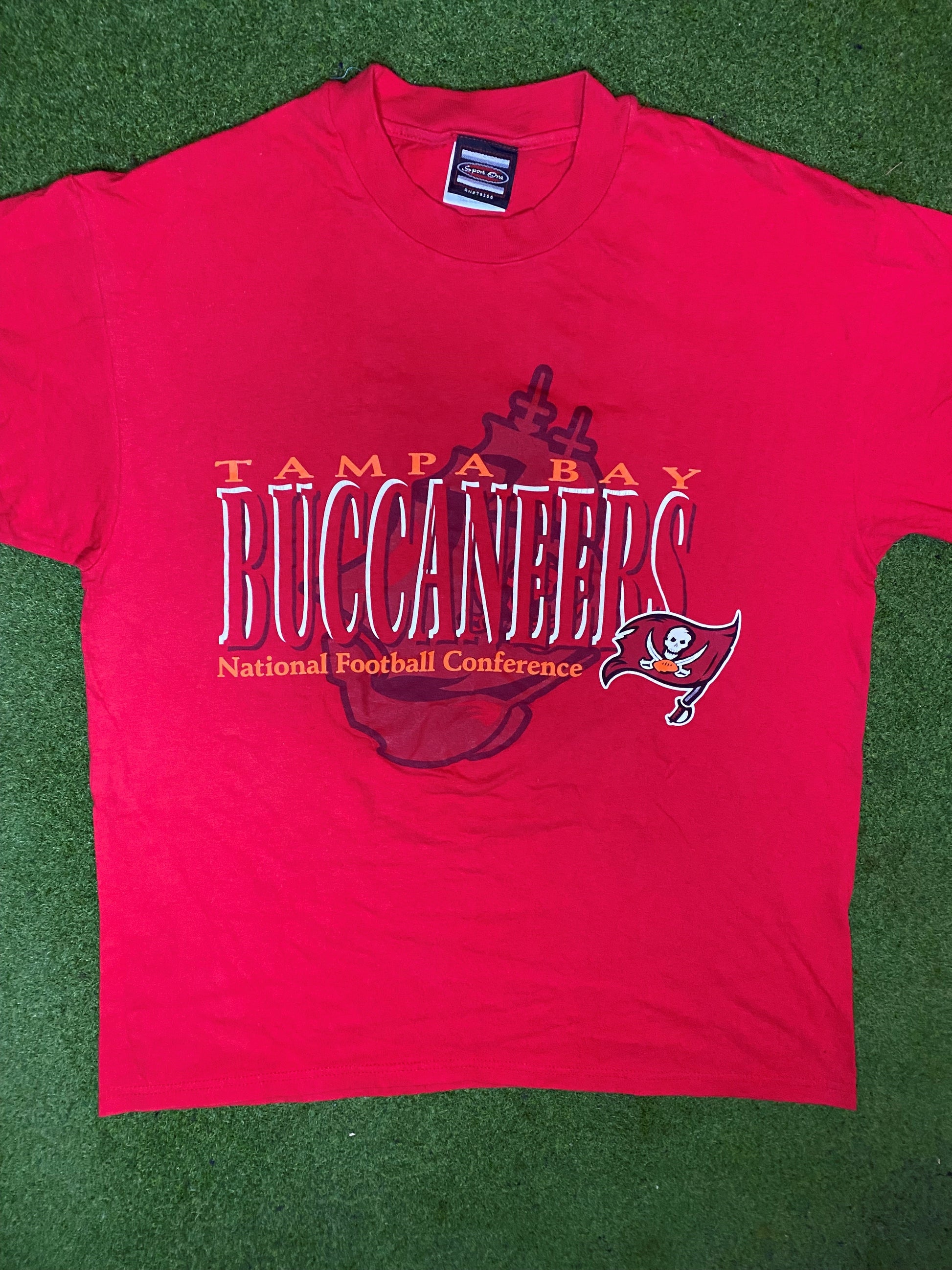 90s Tampa Bay Buccaneers - Vintage NFL T-Shirt (Large)