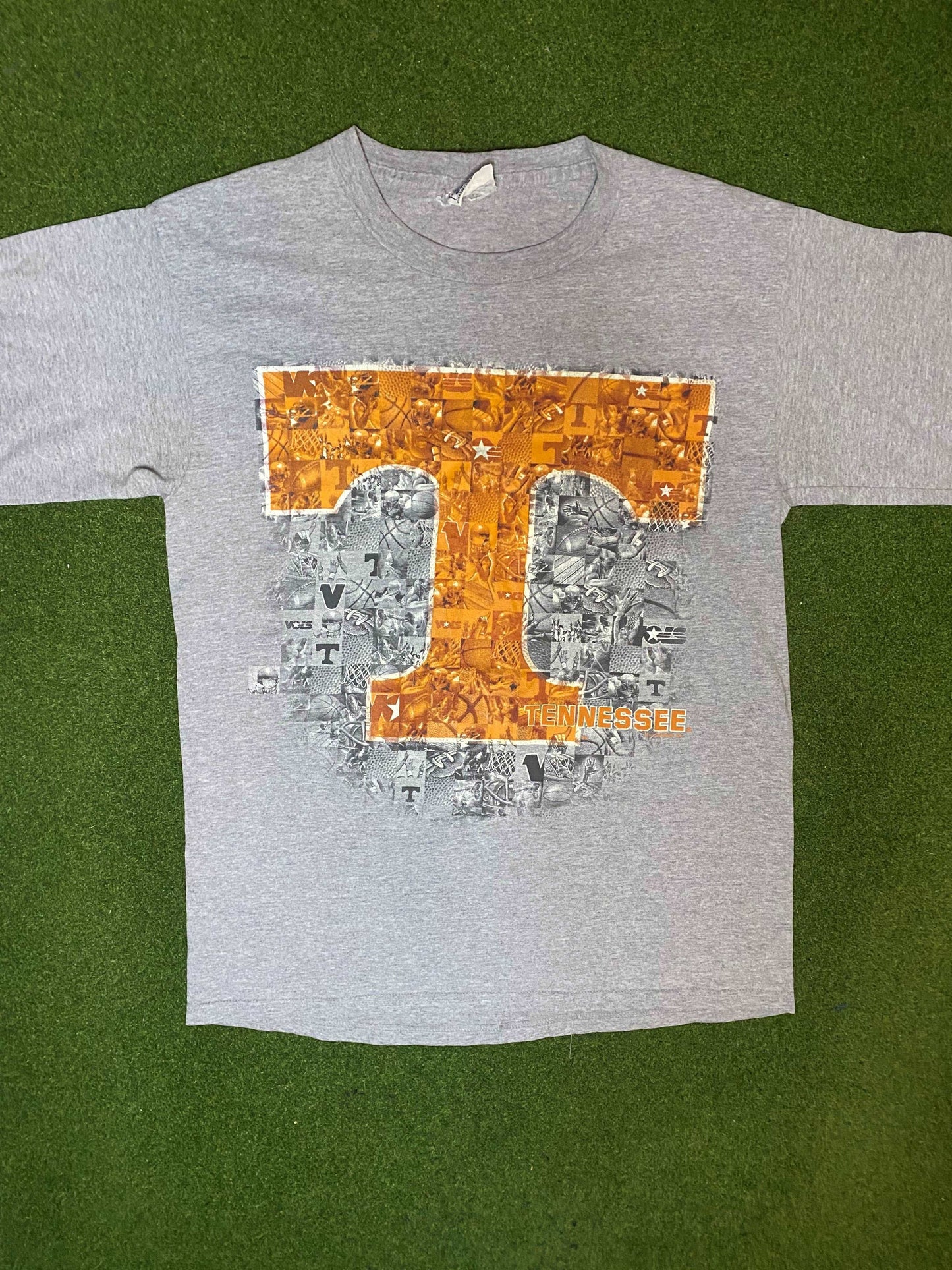 90s Tennessee Volunteers - Vintage College Tee Shirt (Large) Gametime Vintage