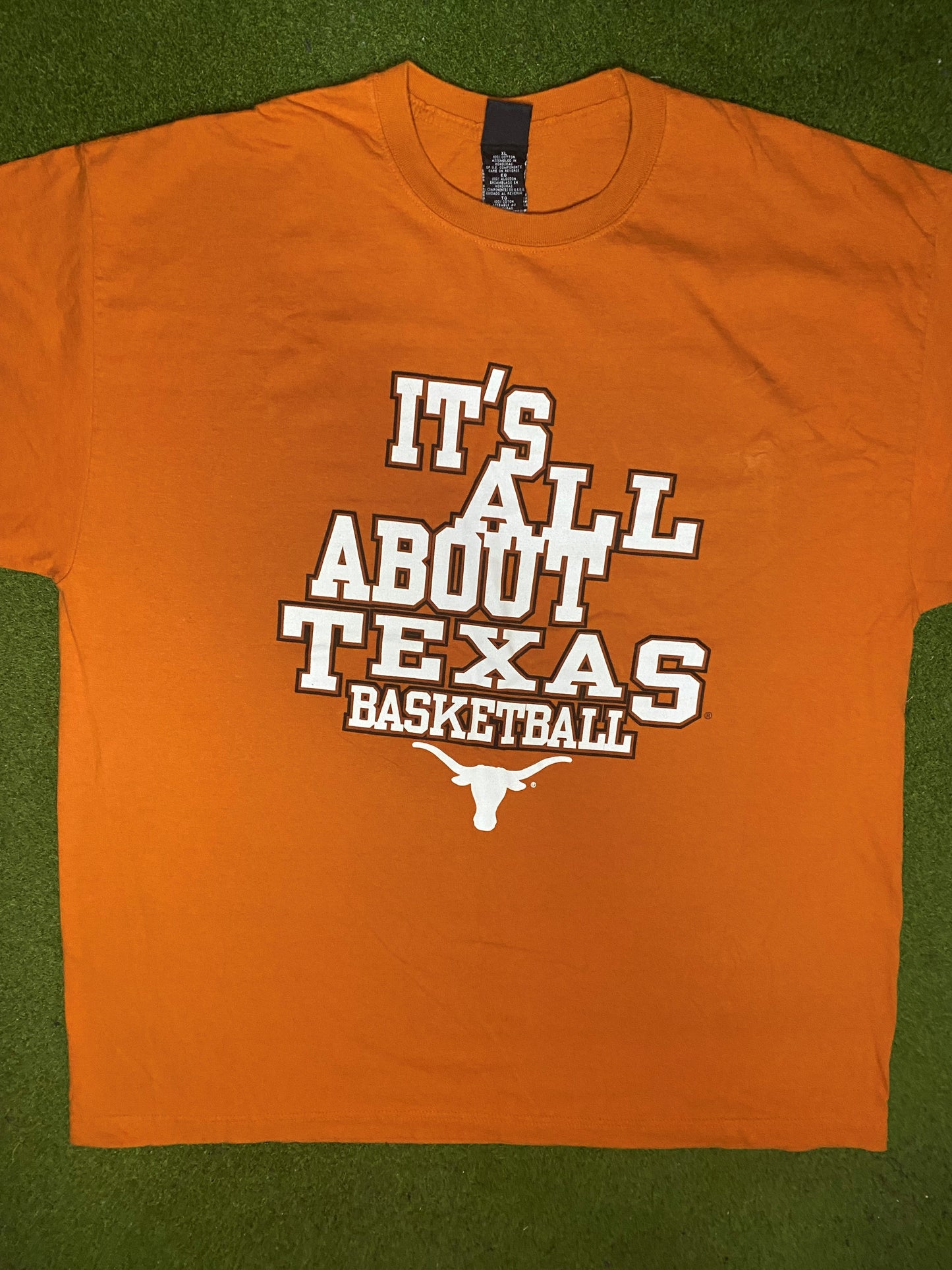 90s Texas Longhorns - It's All About Texas Basketball - Vintage College Tee (XL)