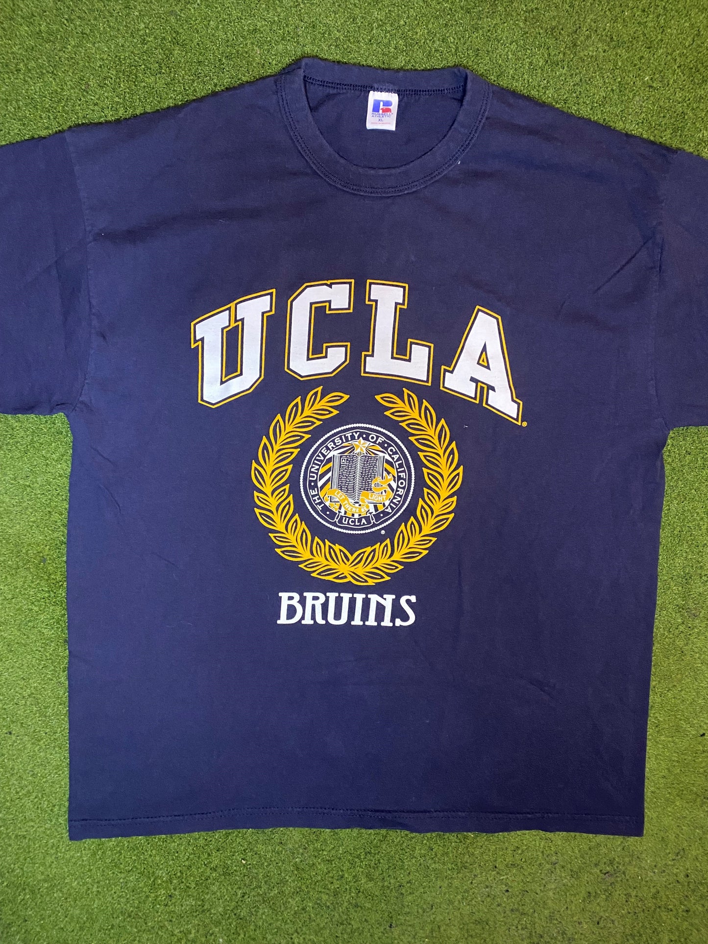 90s UCLA Bruins - Vintage University T-Shirt (XL) Gametime Vintage