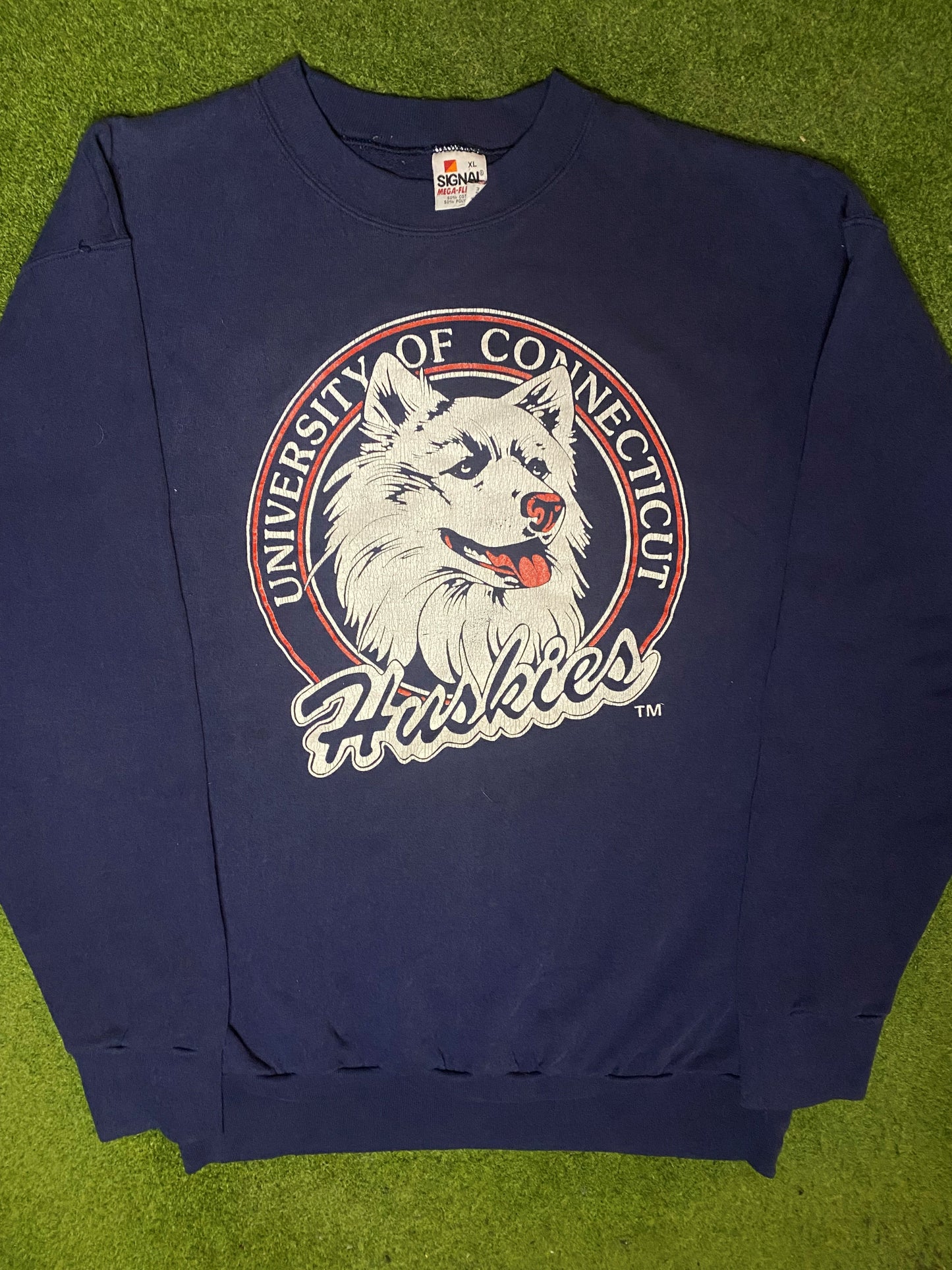 90s UConn Huskies - Vintage College Sweatshirt (XL) - Gametime Vintage