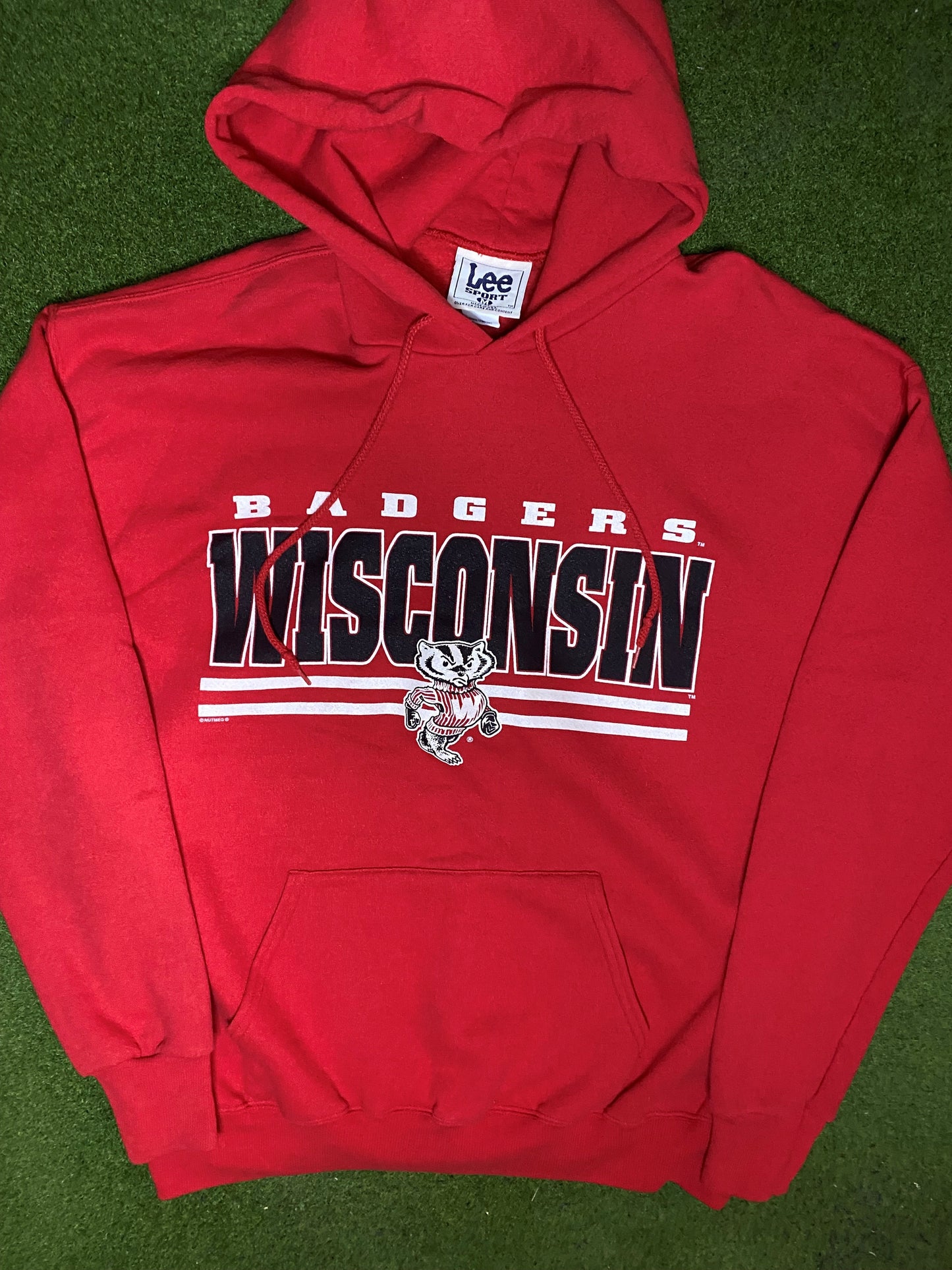 90s Wisconsin Badgers - Vintage College Hoodie (Medium) - Gametime Vintage