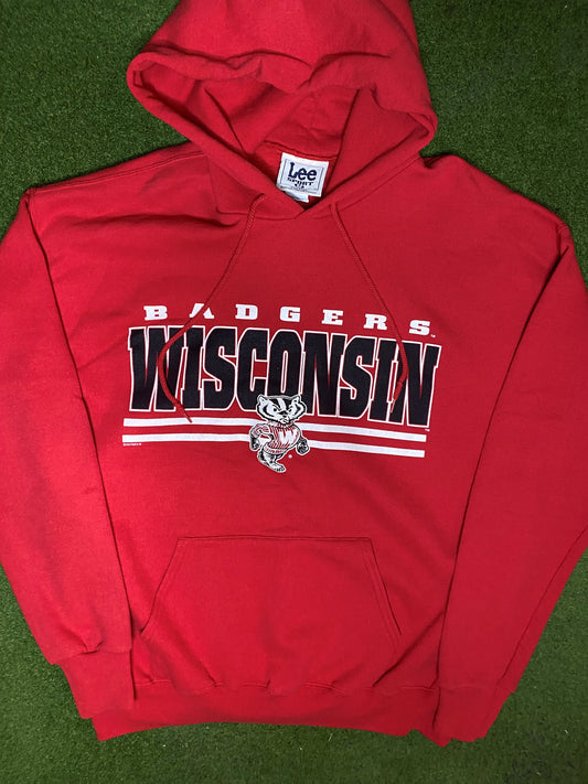 90s Wisconsin Badgers - Vintage College Hoodie (Medium) - Gametime Vintage