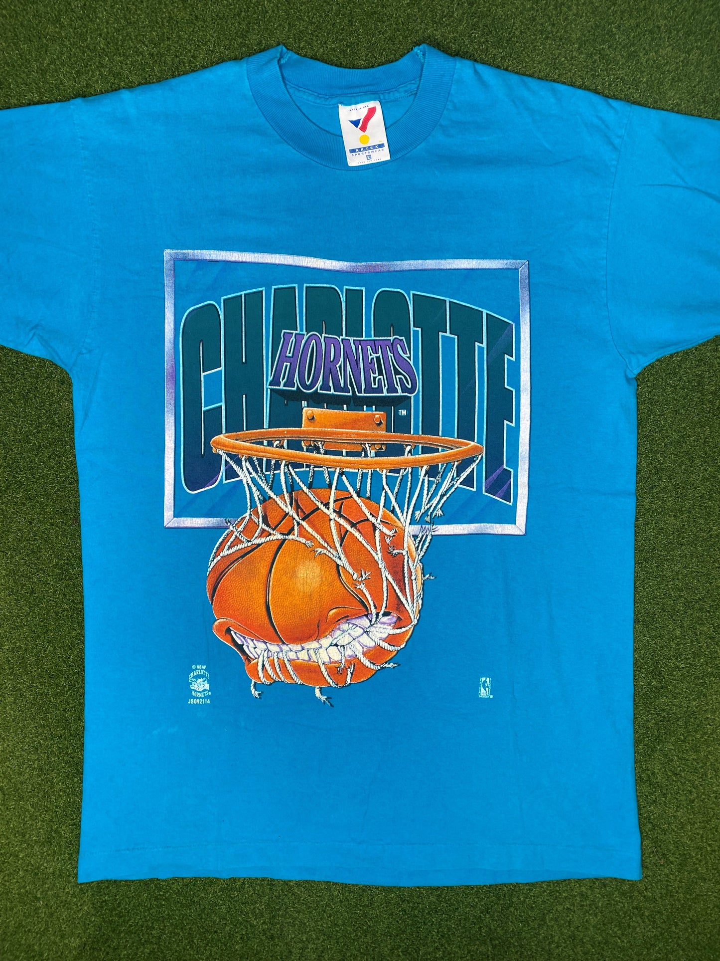 90s Charlotte Hornets - Vintage NBA T Shirt (Large)