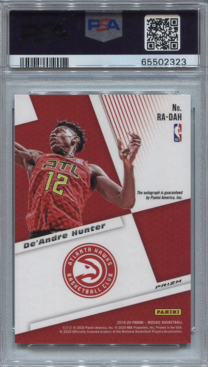2019-20 Panini Mosaic De'Andre Hunter Rookie Autographs Mosaic #RA-DAH PSA 10