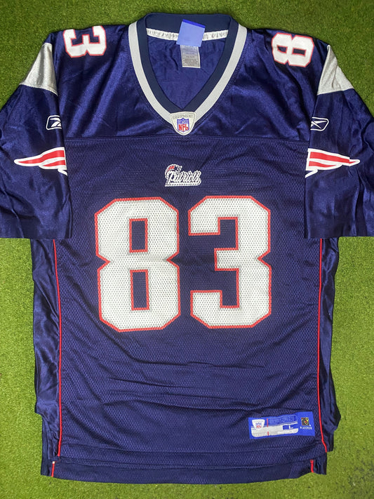 2002-2005 New England Patriots - Deion Branch #83 - Vintage NFL Jersey (Large) - Gametime Vintage