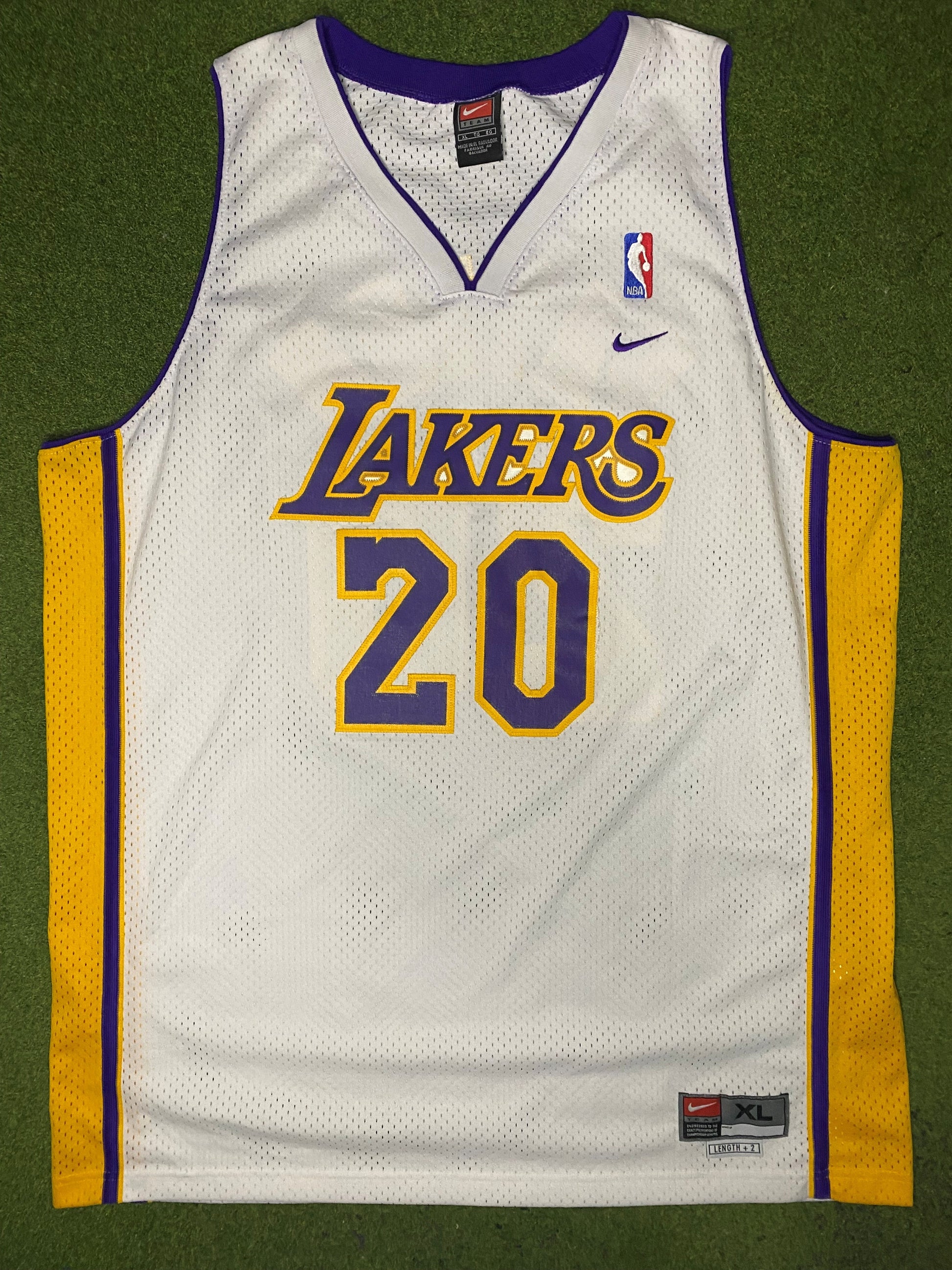 2003 Los Angels Lakers - Gary Payton #20 - Nike - Vintage NBA Jersey (XL) - Gametime Vintage