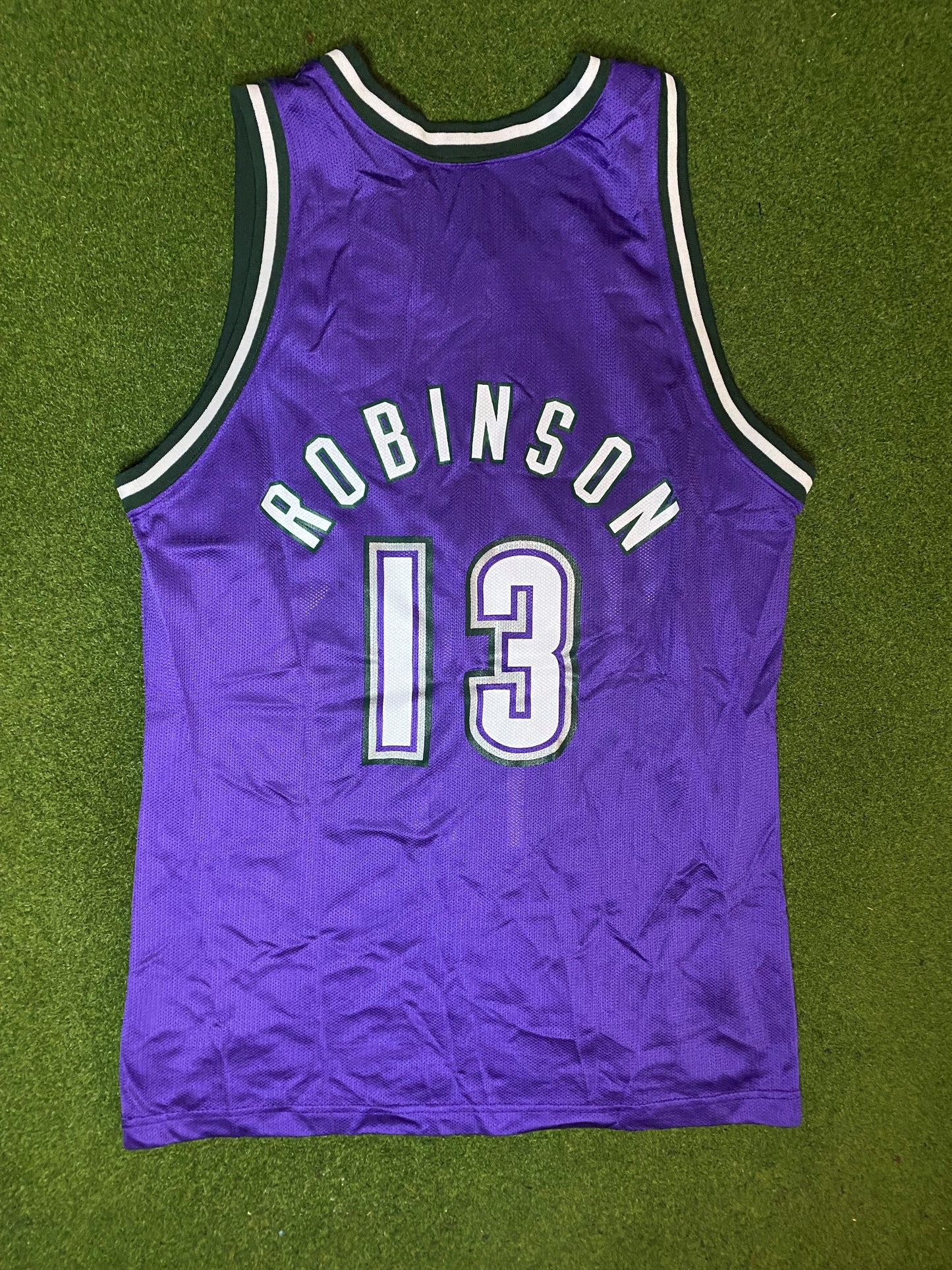 90s Milwaukee Bucks - Glenn Robinson #13 - Champion - Vintage NBA Jersey (44)