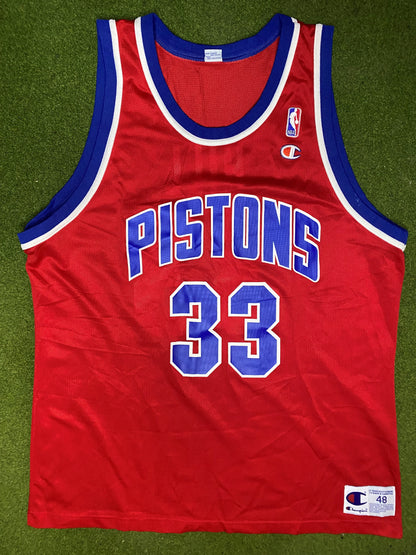 90s Detroit Pistons - Grant Hill #33 - Champion - Vintage NBA Jersey (48)