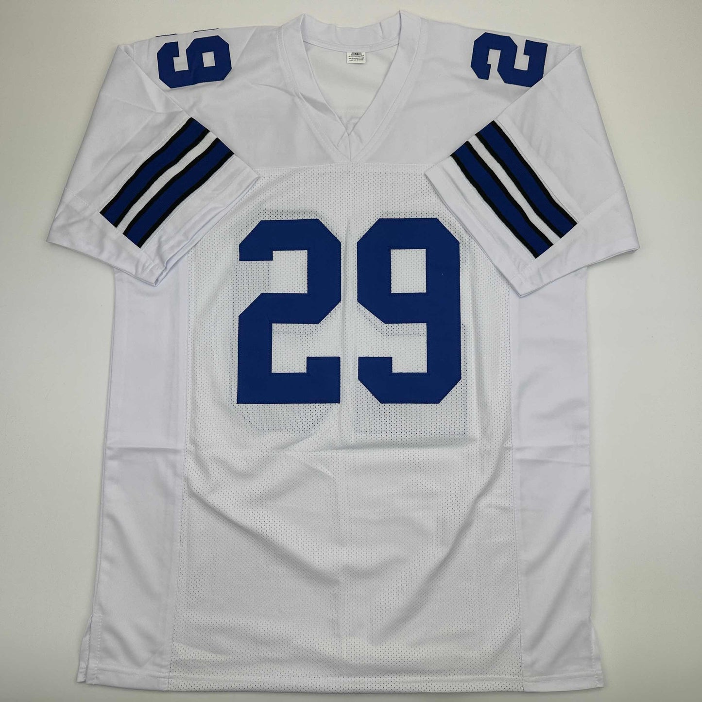 Autographed/Signed DeMarco Murray Dallas White Football Jersey JSA COA
