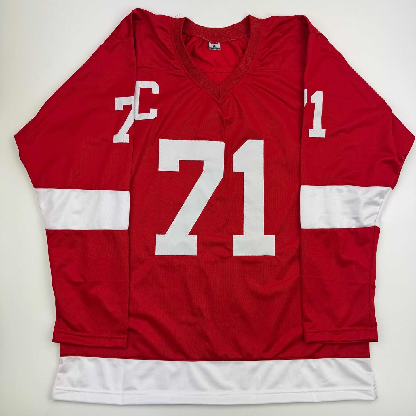 Autographed/Signed Dylan Larkin Detroit Red Hockey Jersey Beckett BAS COA