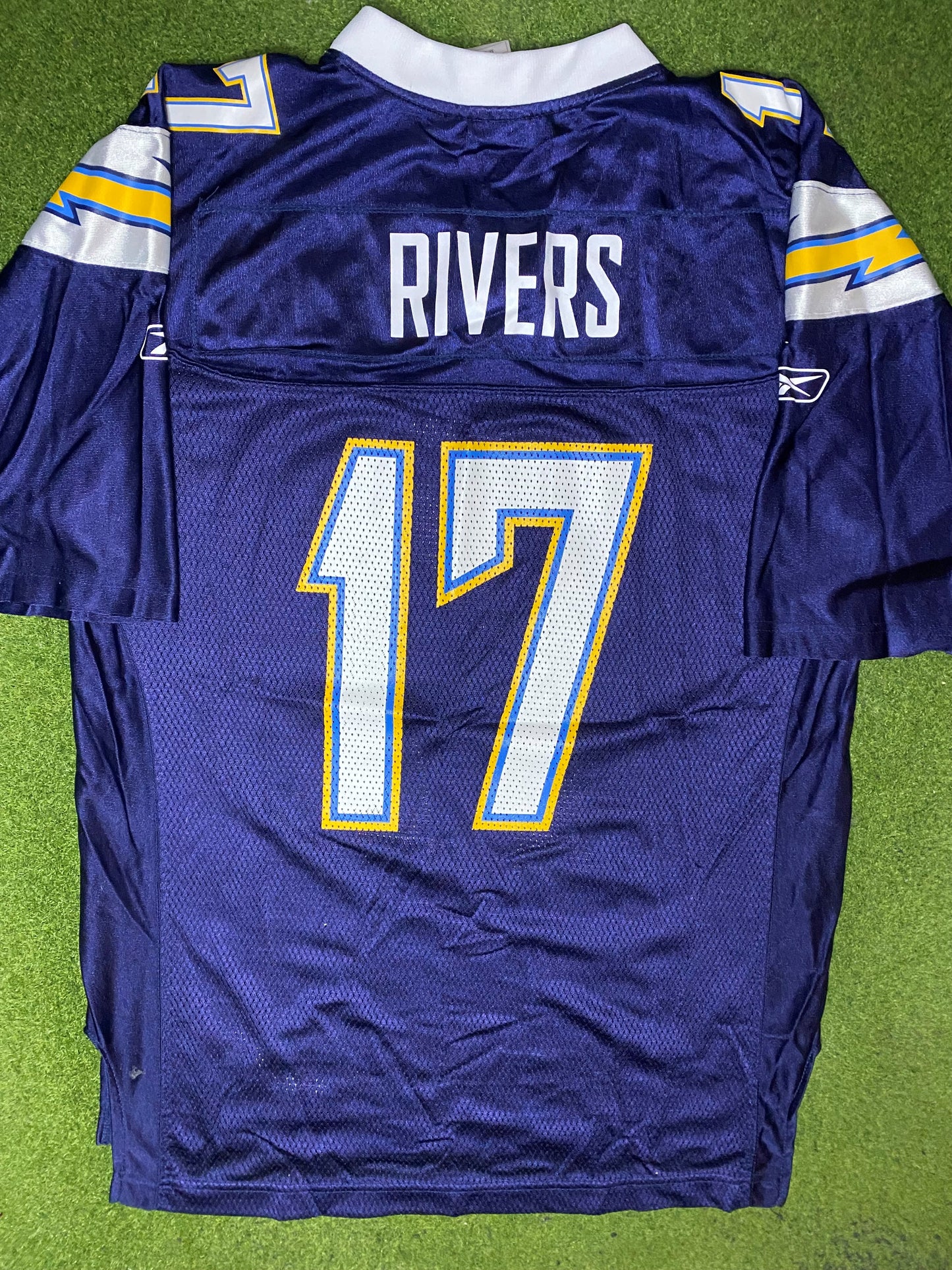 00s San Diego Chargers - Philip Rivers #17 - Vintage NFL Jersey (Medium) - Gametime Vintage